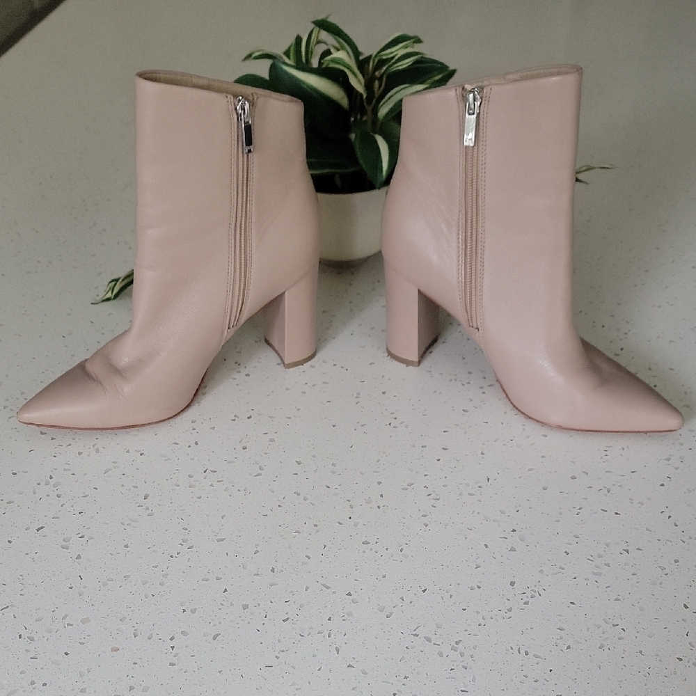 Marc Fisher Pink Heeled Boots with Chunky Block Heel - Picture 2 of 9